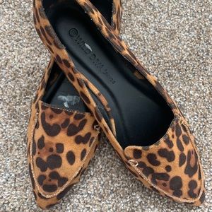 Leopard shoes